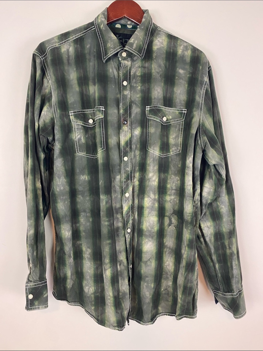 Men's Green Tie-Dye Plaid Button-Down Shirt